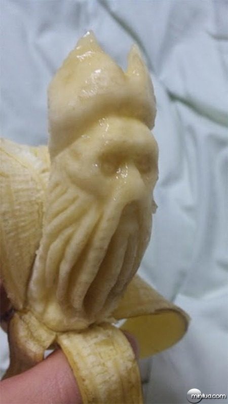 banana_carvings5
