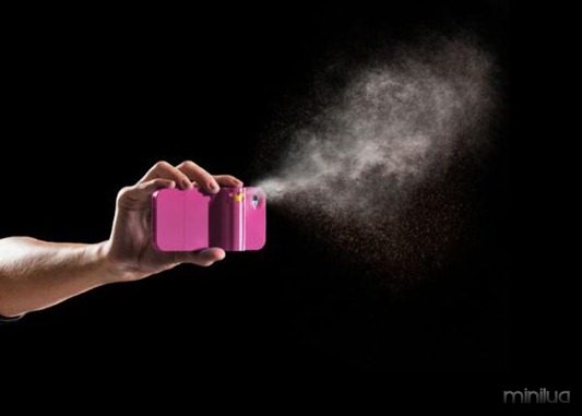 iPhone ganha case com spray de pimenta